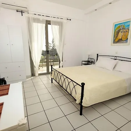 아파트 Olympia Zervea With Pool #2 Double 카르다밀리